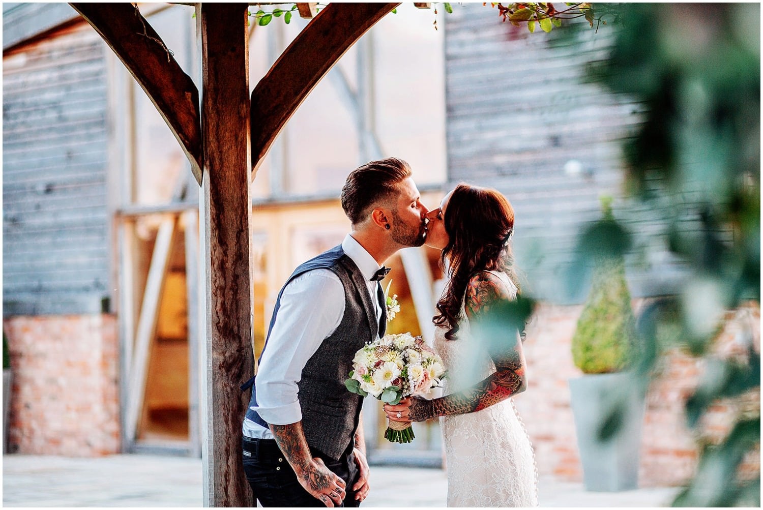 mythe-barn-alternative-wedding-229.jpg