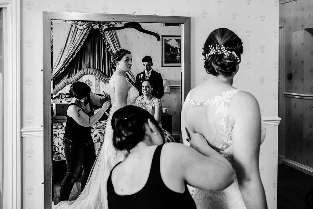 Ardencote-Manor-Wedding-Warwickshire-Wedding-Photographer-00053.jpg