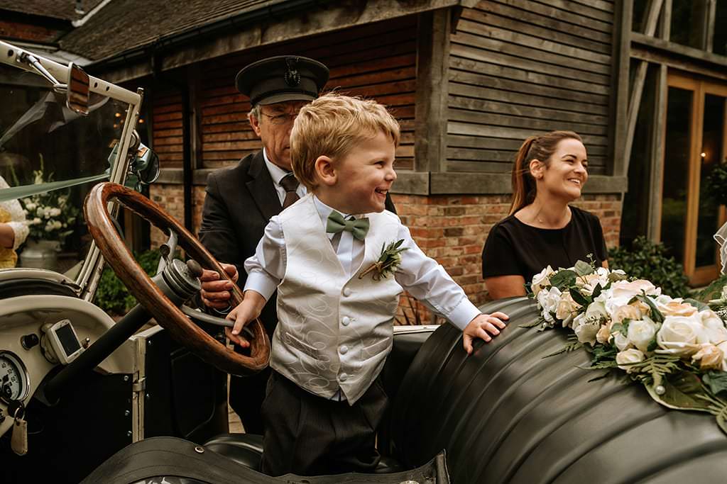 Rustic-mythe-barn-wedding-photographer-00269.jpg
