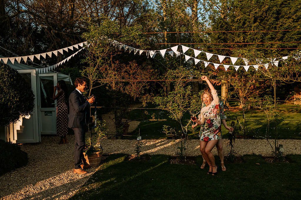 oakham-castle-and-william-cecil-wedding-photographer-00203.jpg