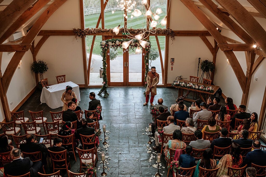 mythe-barn-wedding-photos-00085.jpg