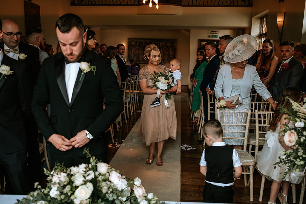 nuthurst-grange-wedding-photos-00121.jpg