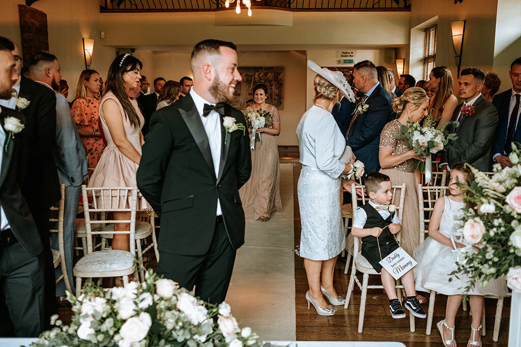 nuthurst-grange-wedding-photos-00127.jpg