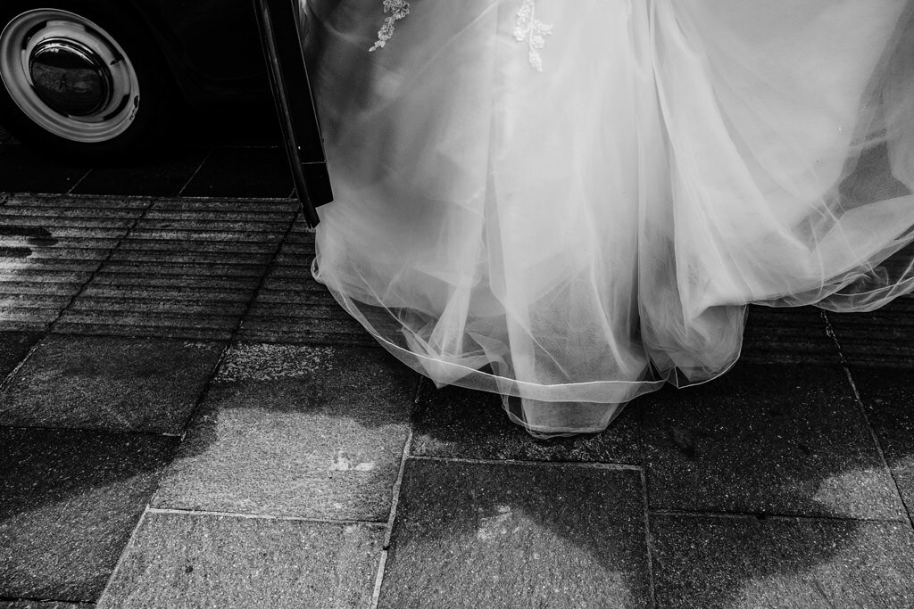 alternative-documentary-wedding-photographer-00047.jpg