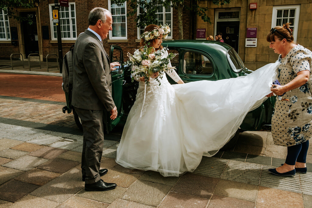 alternative-documentary-wedding-photographer-00048.jpg