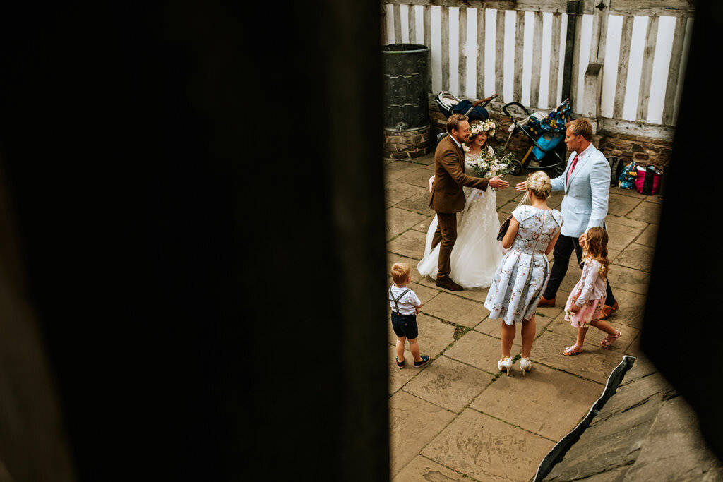 alternative-documentary-wedding-photographer-00102.jpg