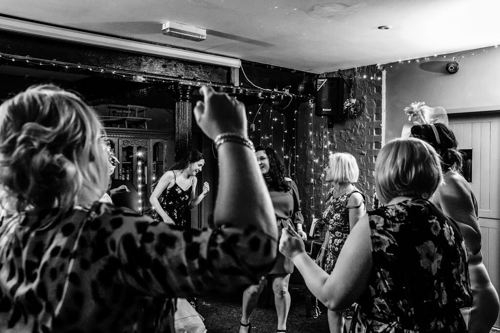 alternative-documentary-wedding-photographer-00235.jpg