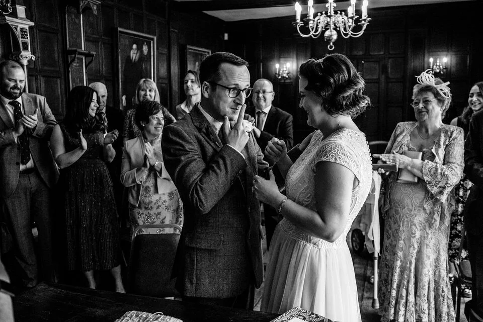 best-uk-ducumentary-alternative-wedding-photographer-00070.jpg