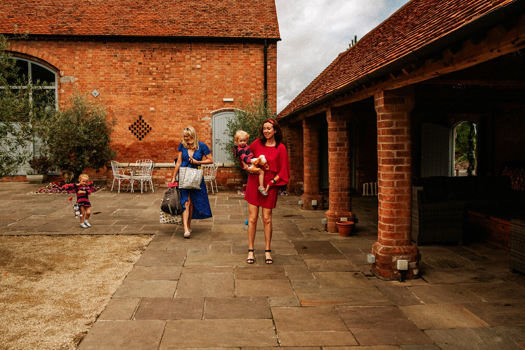 swallows-nest-warwickshire-wedding-photographer-00020.jpg