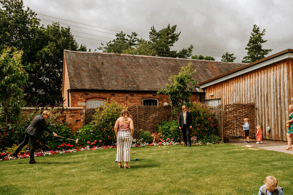 swallows-nest-warwickshire-wedding-photographer-00060.jpg