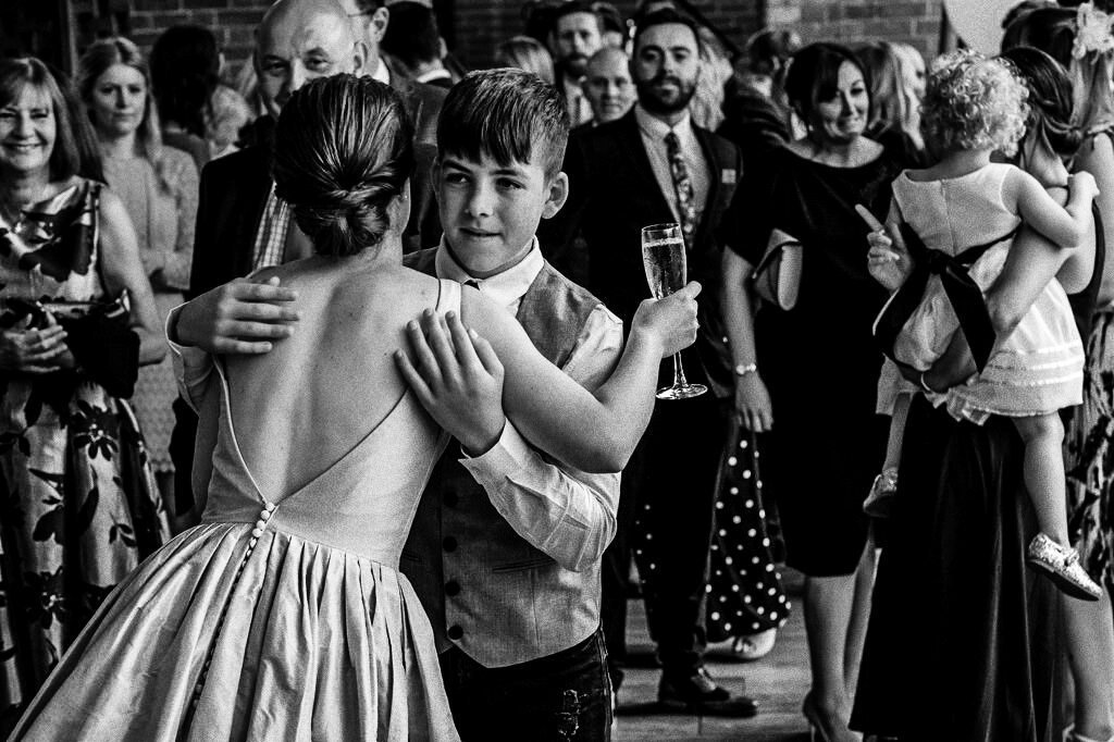 swallows-nest-warwickshire-wedding-photographer-00102.jpg