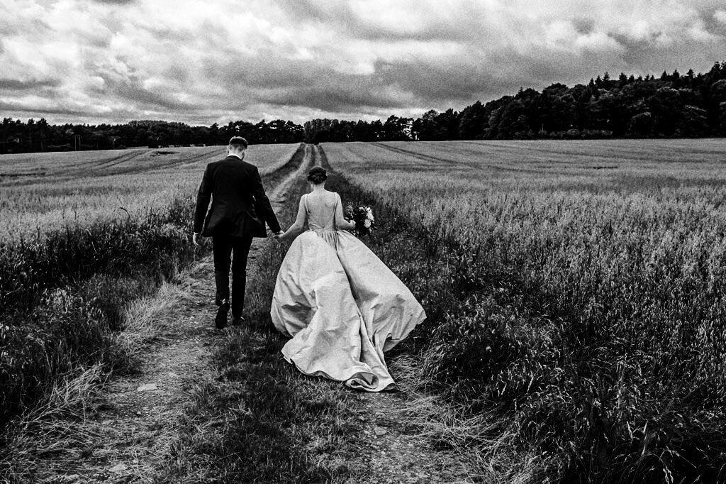 swallows-nest-warwickshire-wedding-photographer-00125.jpg