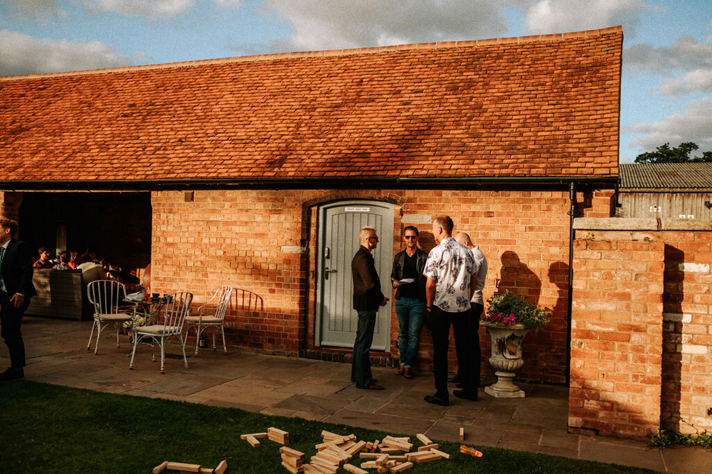 swallows-nest-warwickshire-wedding-photographer-00208.jpg