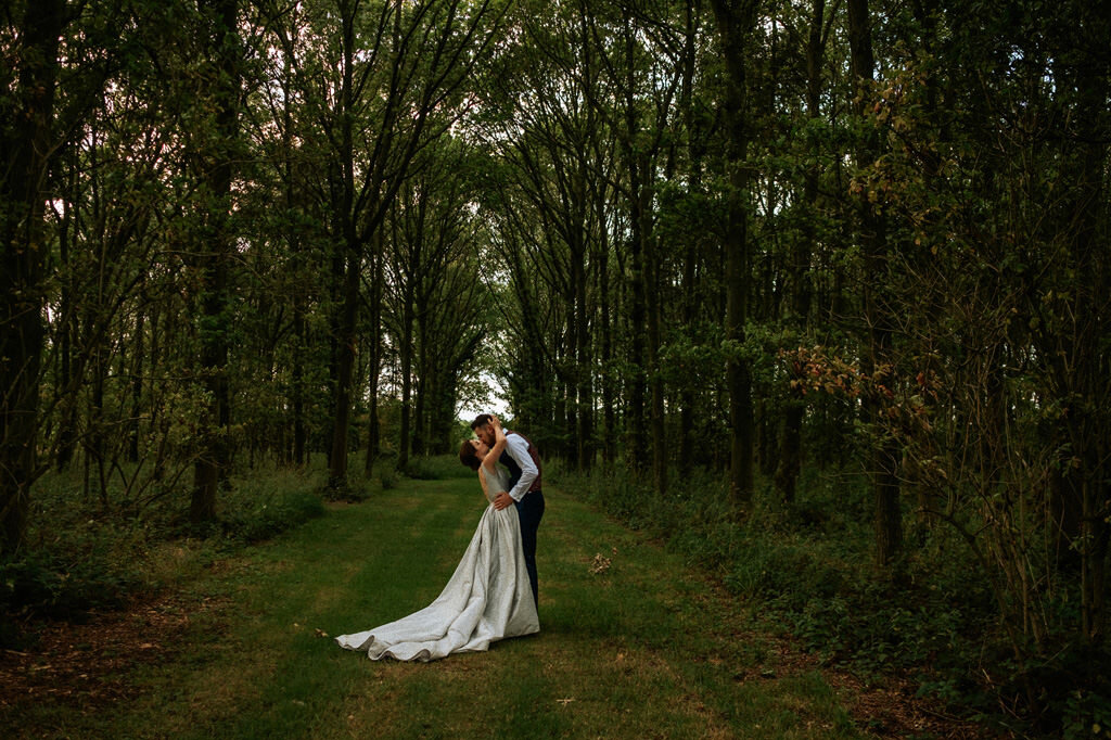 swallows-nest-warwickshire-wedding-photographer-00214.jpg
