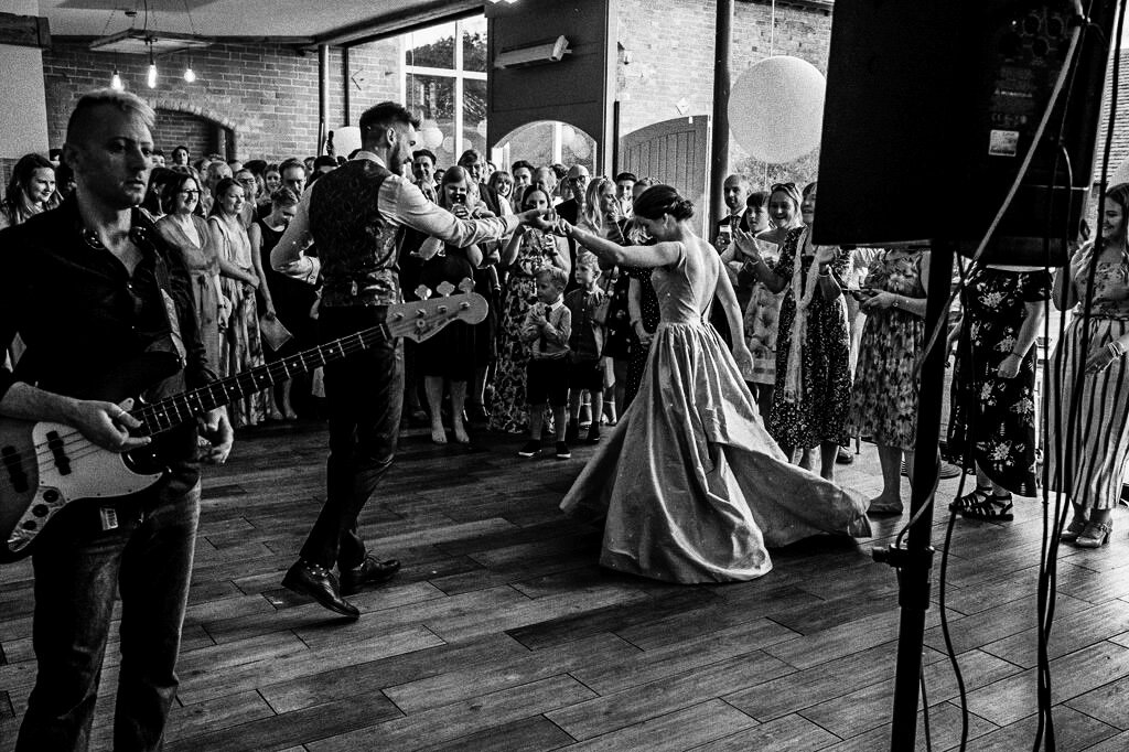 swallows-nest-warwickshire-wedding-photographer-00223.jpg