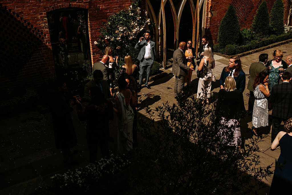 best-shushtoke-barn-wedding-photographer-00159.jpg