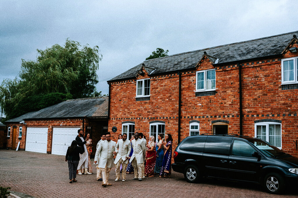 the-lakeside-suite-luxury-award-winning-wedding-photography-00269.jpg