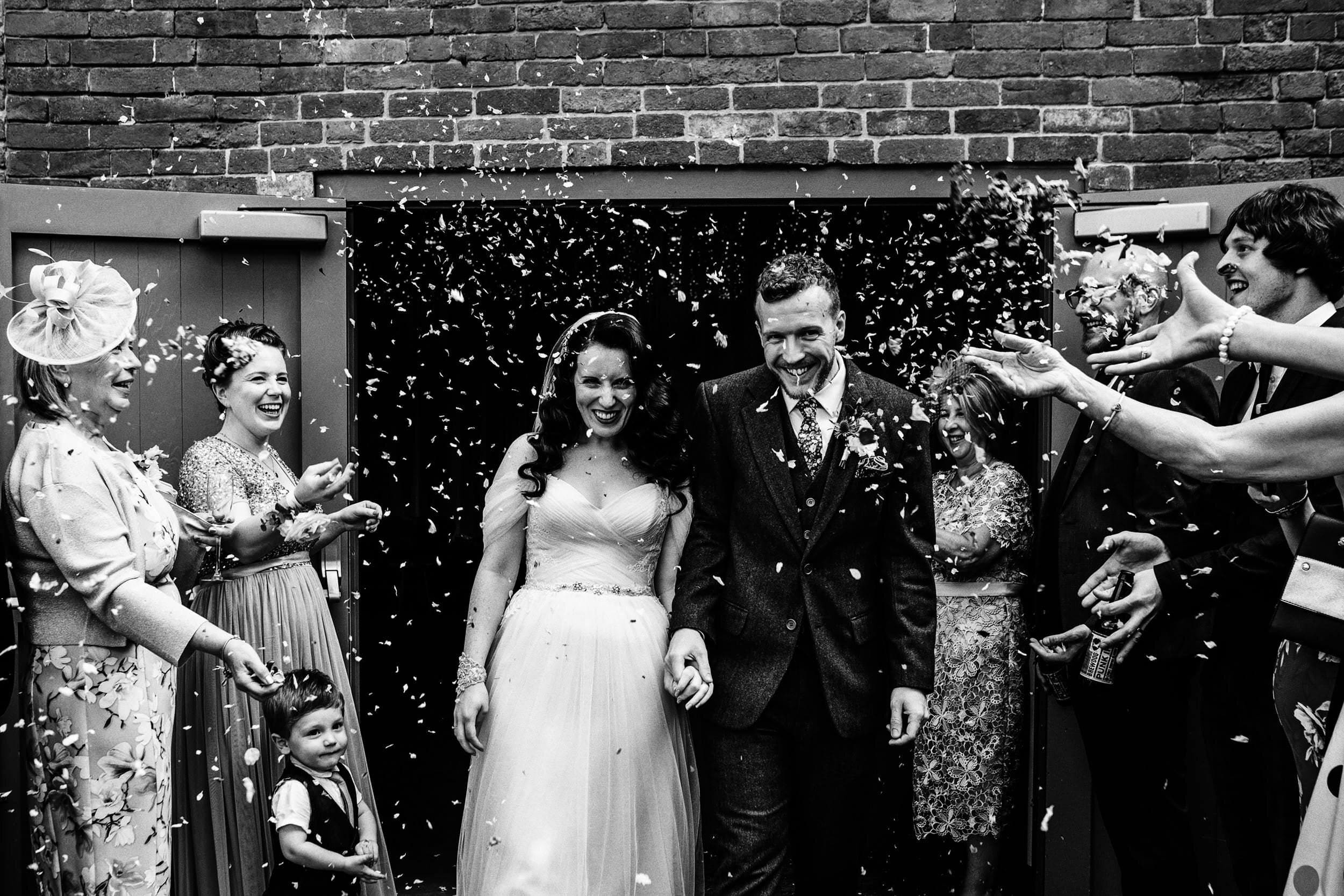 best-uk-ducumentary-alternative-wedding-photographer-7.jpg