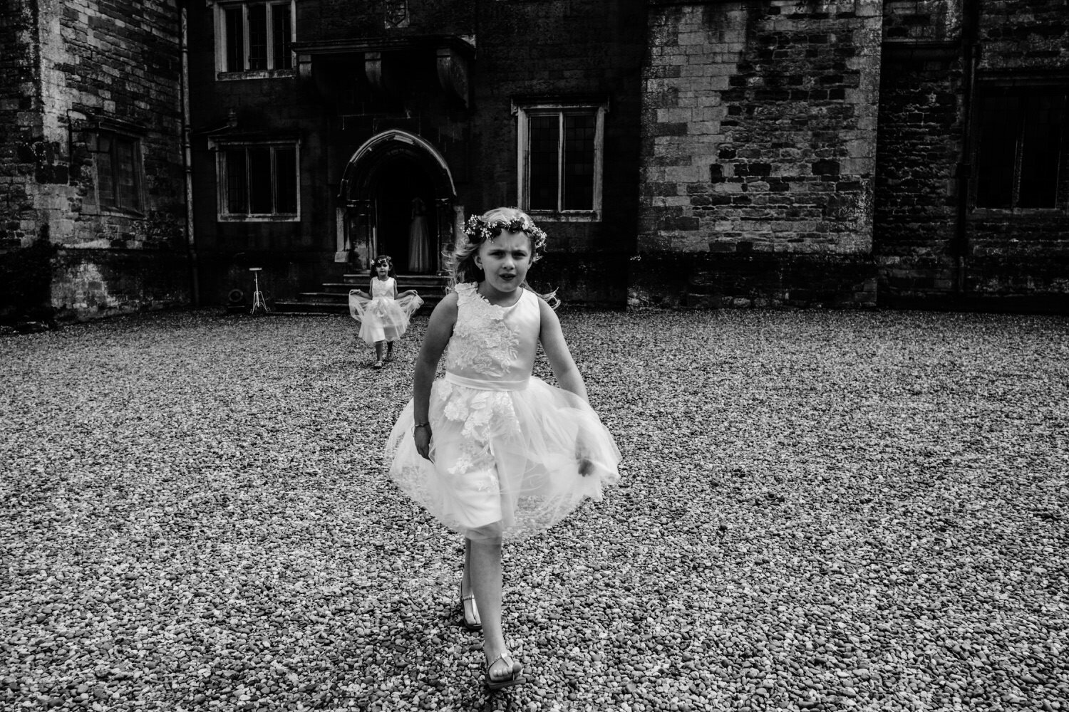 award-winning-documentary-rockingham-castle-wedding-photographer-00107.jpg