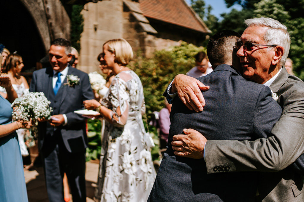 barnt-green-sailing-club-birmingham-documentary-wedding-photographer-00183.jpg