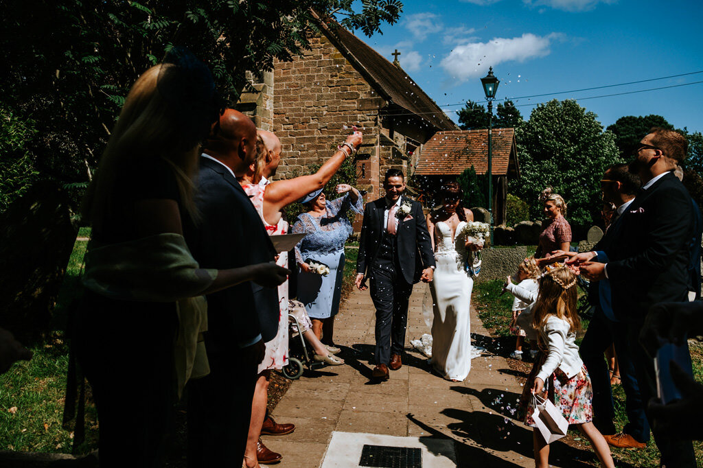 barnt-green-sailing-club-birmingham-documentary-wedding-photographer-00194.jpg