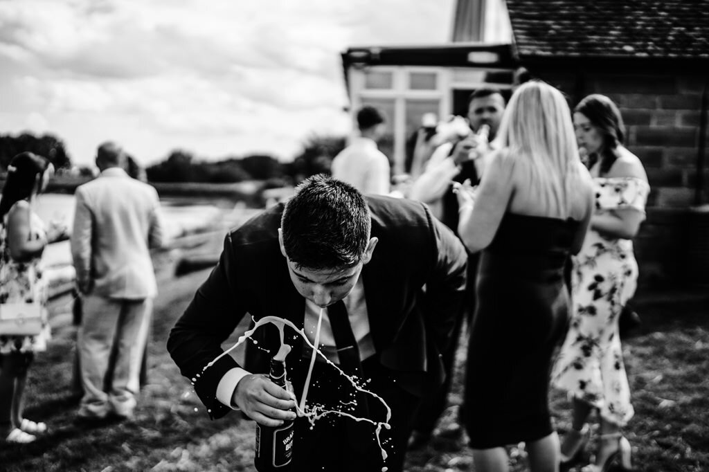 barnt-green-sailing-club-birmingham-documentary-wedding-photographer-00258.jpg