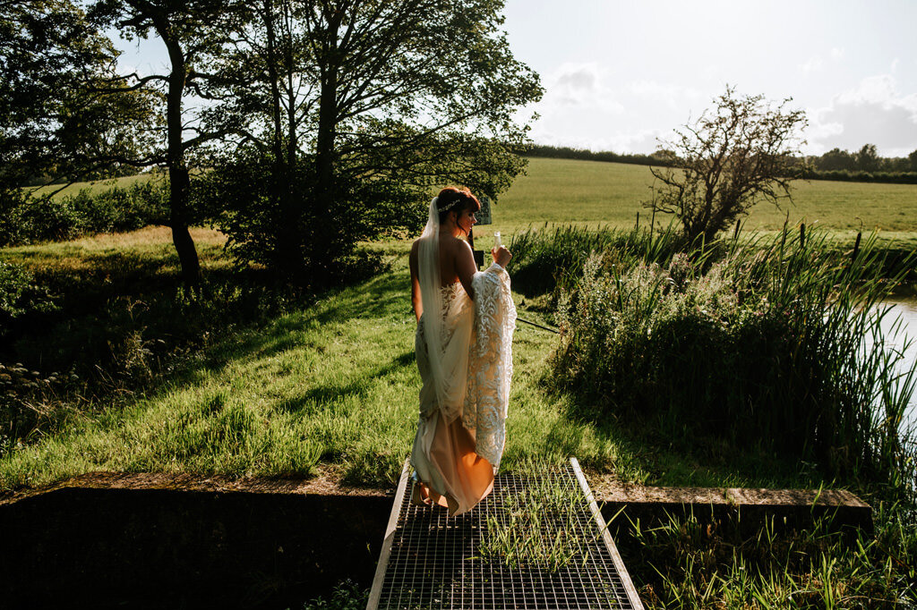 barnt-green-sailing-club-birmingham-documentary-wedding-photographer-00303.jpg