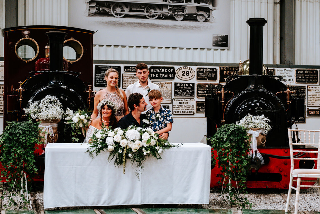 statfold-barn-railway-wedding-photographer-00151.jpg