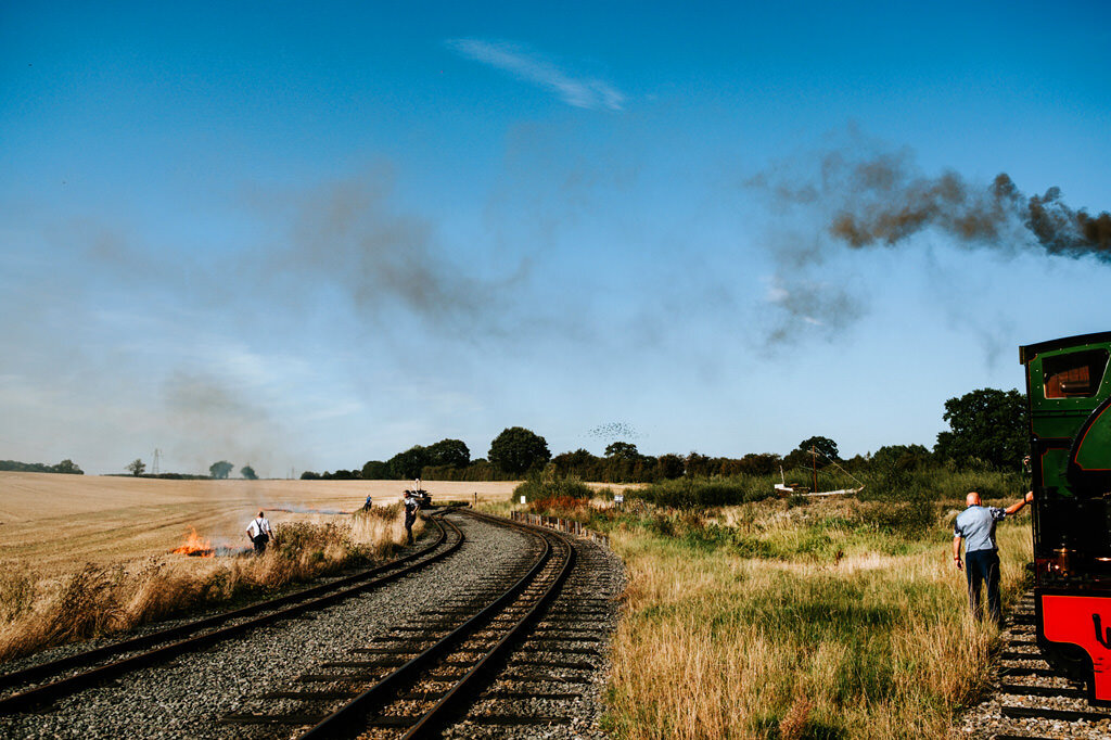 statfold-barn-railway-wedding-photographer-00183.jpg