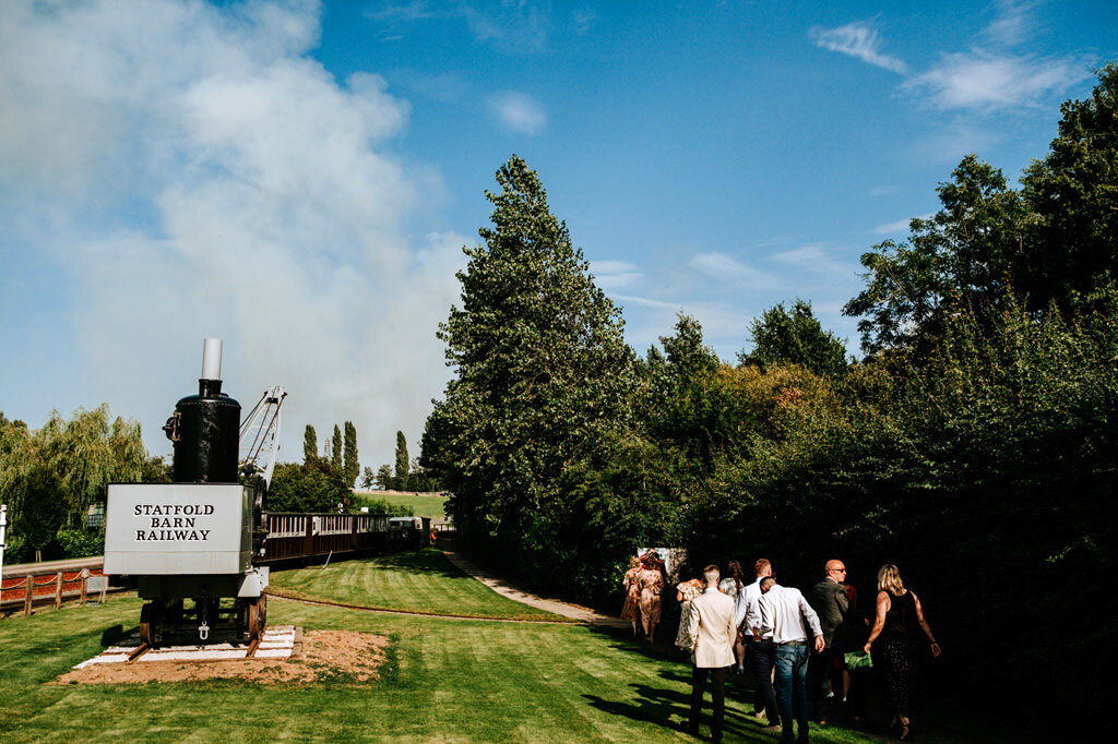 statfold-barn-railway-wedding-photographer-00193.jpg