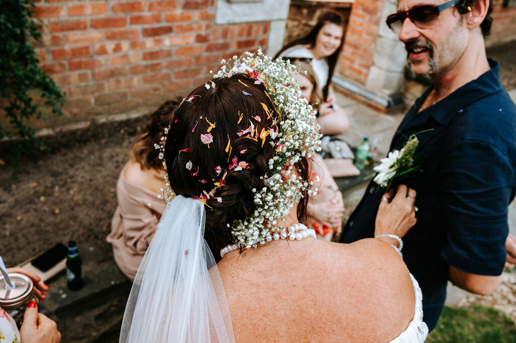 statfold-barn-railway-wedding-photographer-00225.jpg