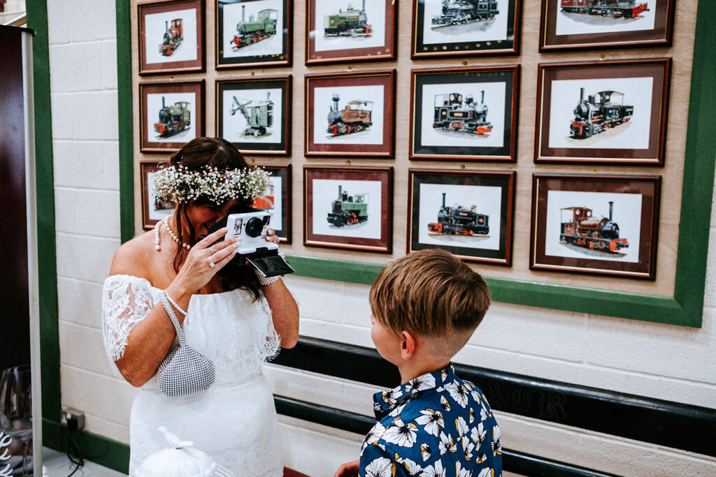 statfold-barn-railway-wedding-photographer-00250.jpg