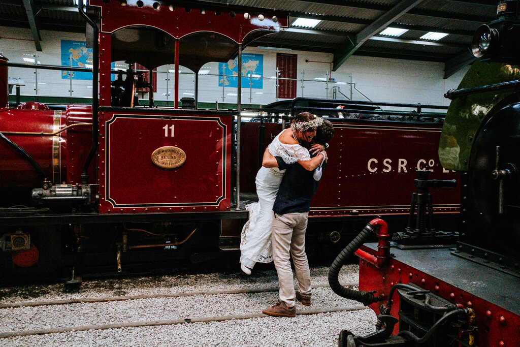 statfold-barn-railway-wedding-photographer-00258.jpg