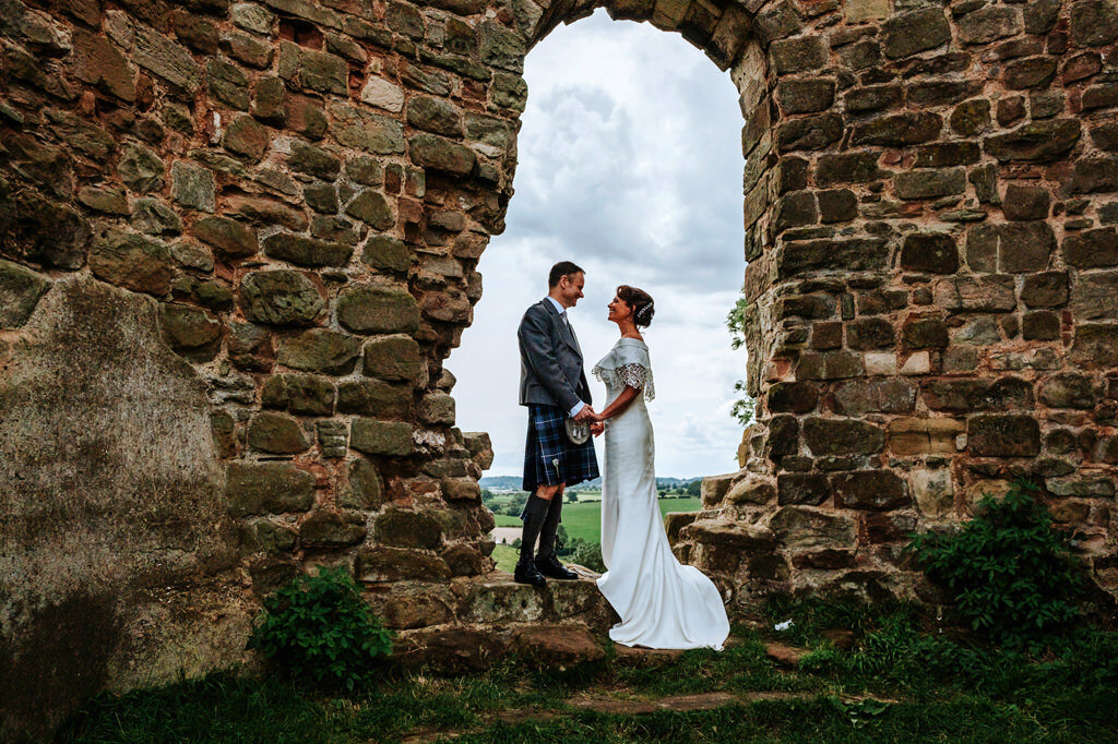 tutbury-castle-best-uk-wedding-photographers-00131.jpg