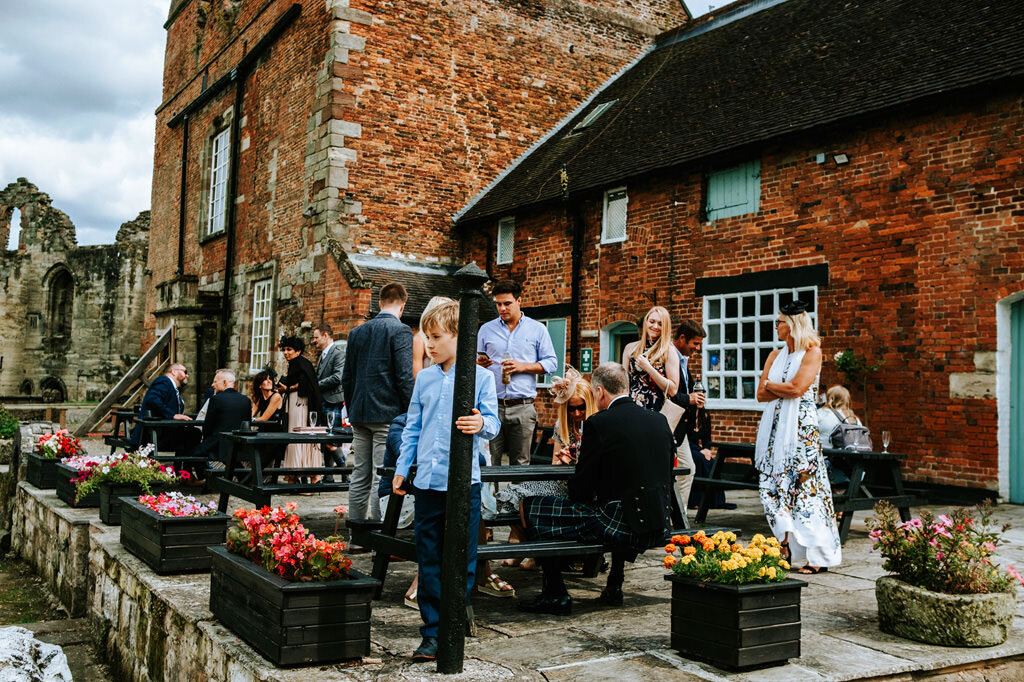 tutbury-castle-best-uk-wedding-photographers-00146.jpg