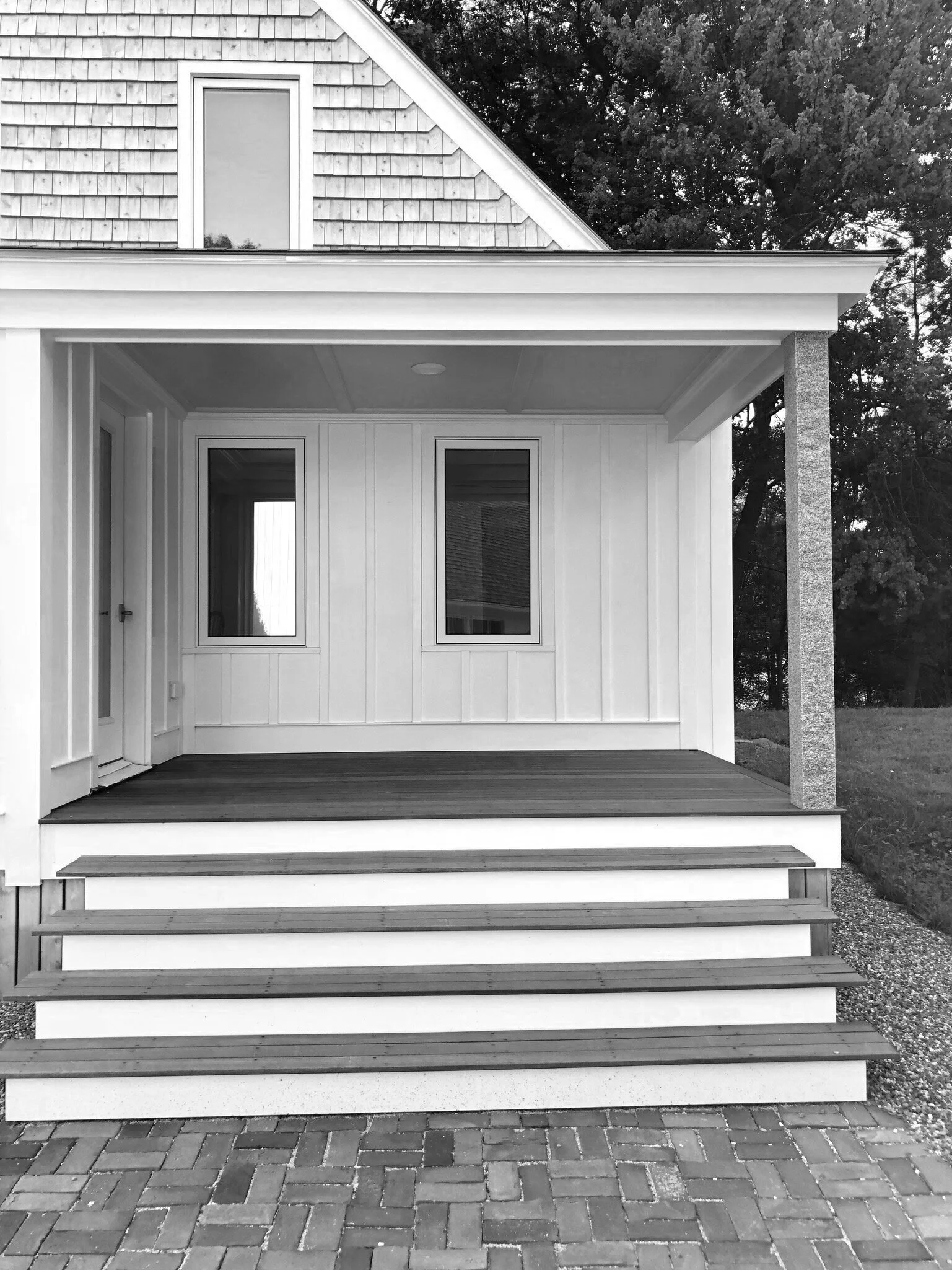 PORCH+ENTRANCE+2.jpg