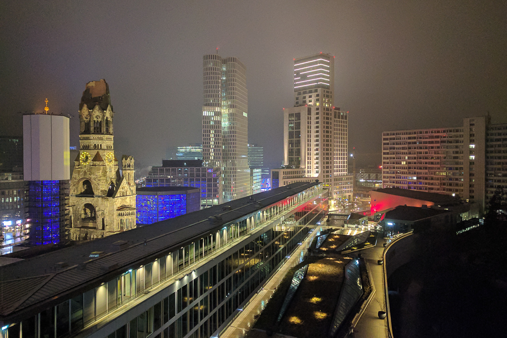A couple of snapshot from a recent trip to Berlin. Cityscape from the Monkey bar at Hotel Bikini