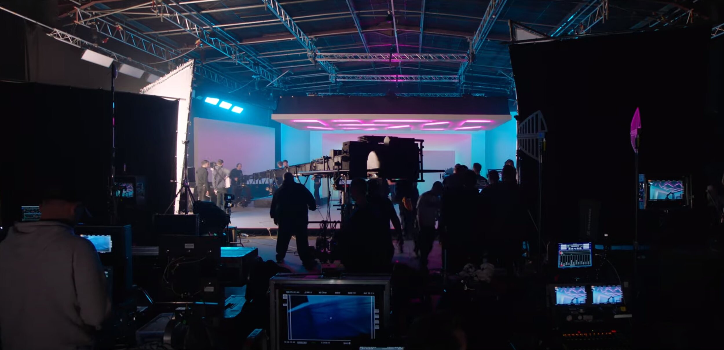 Huawei - Together in just one tap - BTS