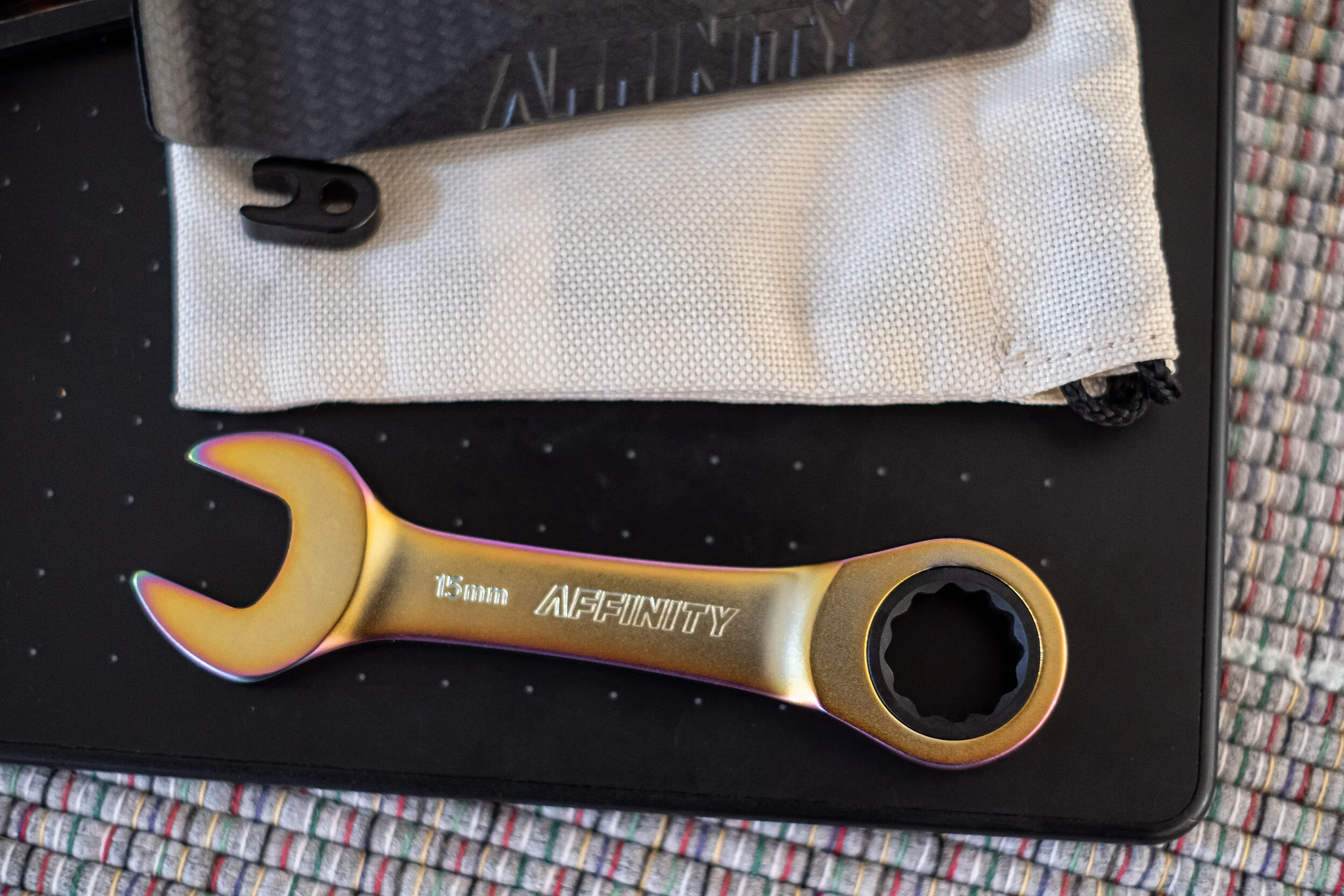 DSCF8235-shorty-yellow.jpg