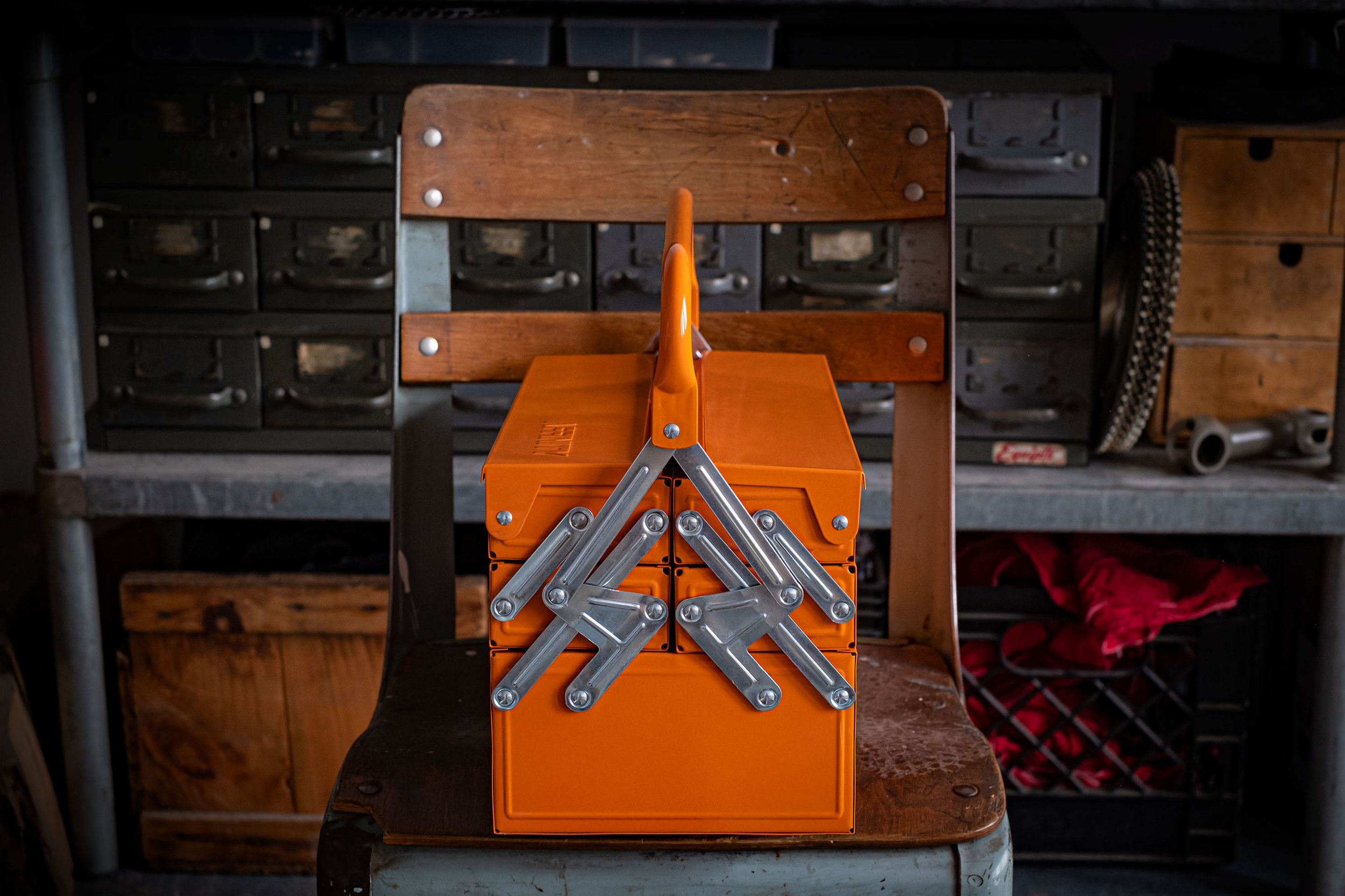 Orange-toolbox-DSCF0209.jpg