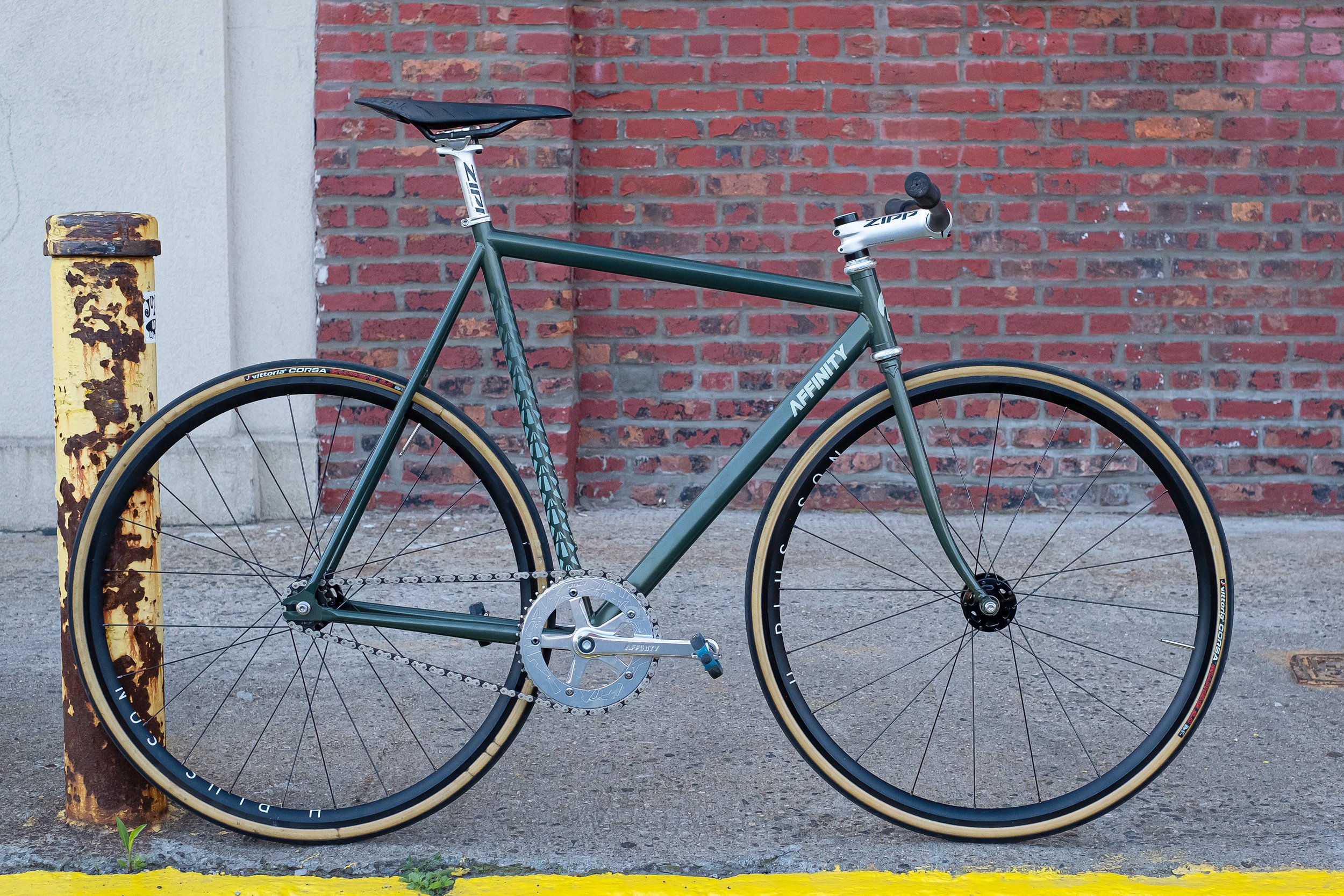Affinity Lo Pro track frame set Champagne Money — AFFINITY CYCLES