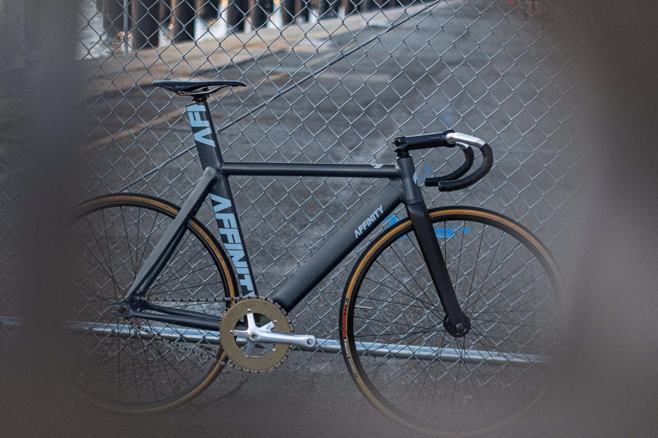 AFFINITY CYCLES kissena フレームセット