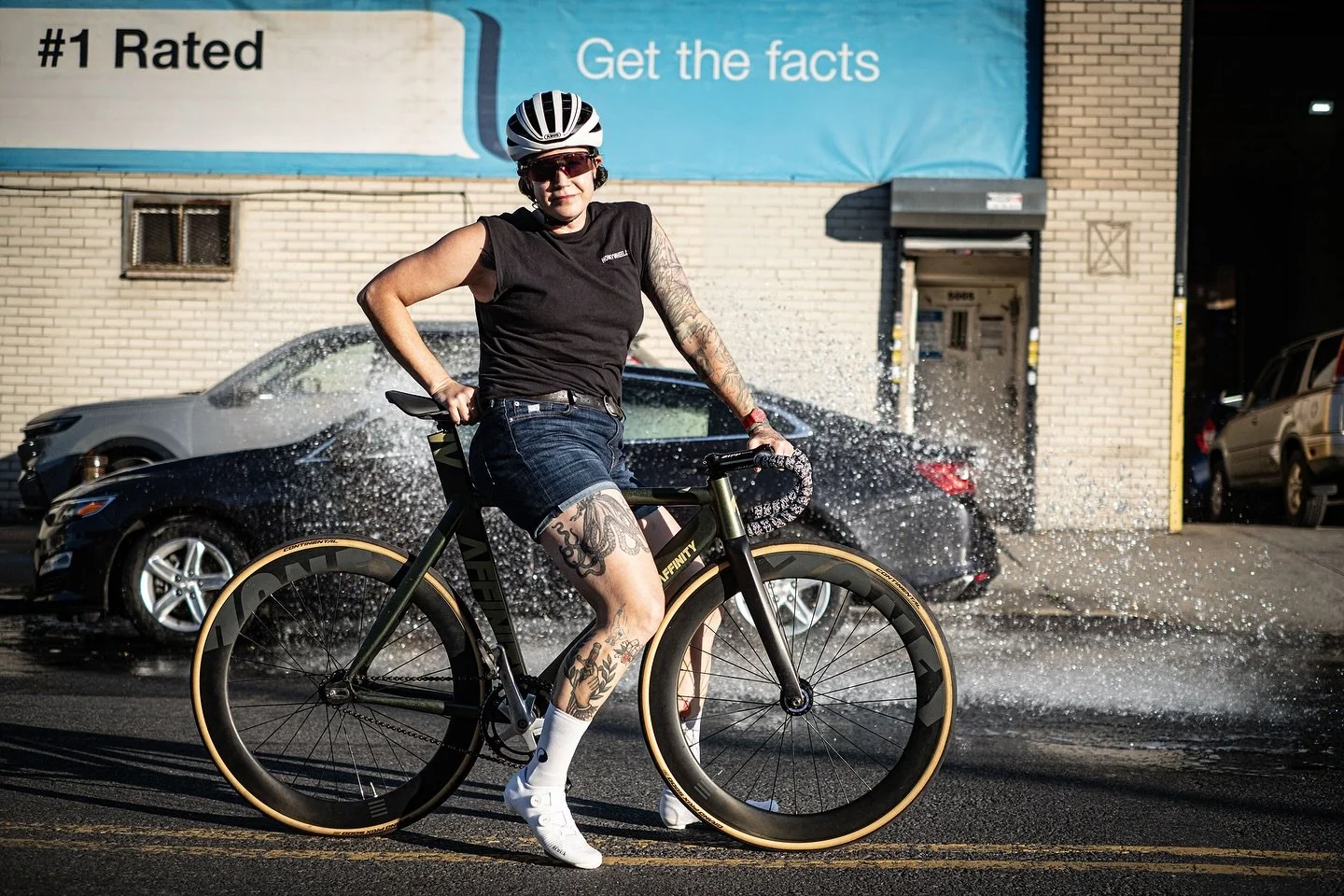 Facts. 

@langola 

#affinitycycles #1rated #langola  #laurapilar #nationalchamp #brooklynwegohard #kissena #trackfam #teamissue #trackbike #fam