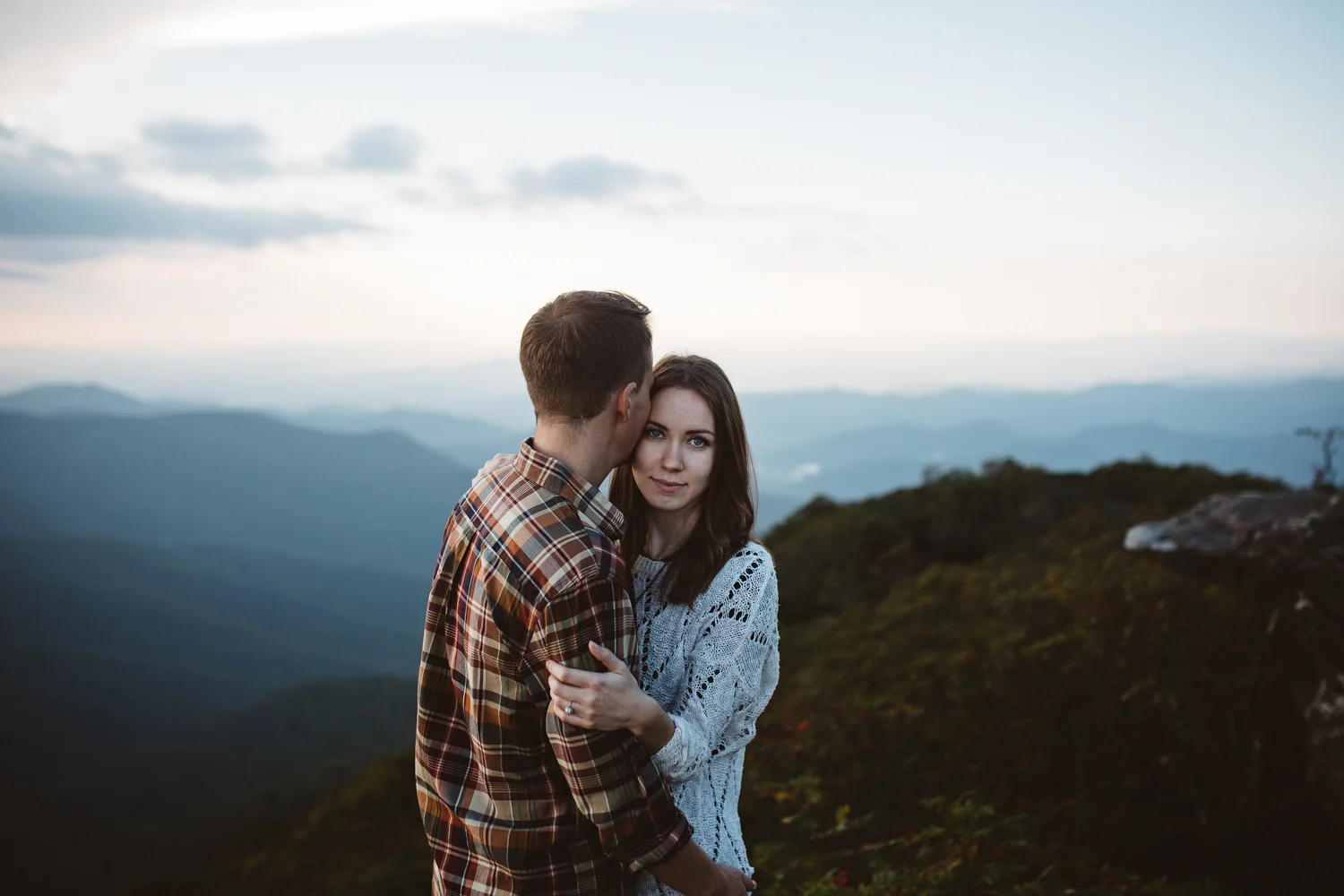 KDP_kristen&b_engaged_website-39.jpg