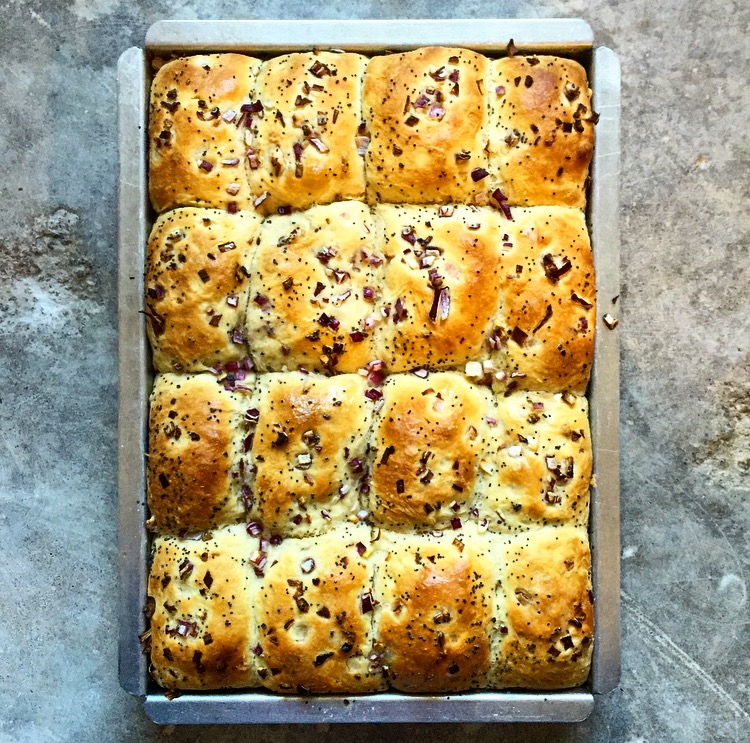 No Knead Onion Rolls