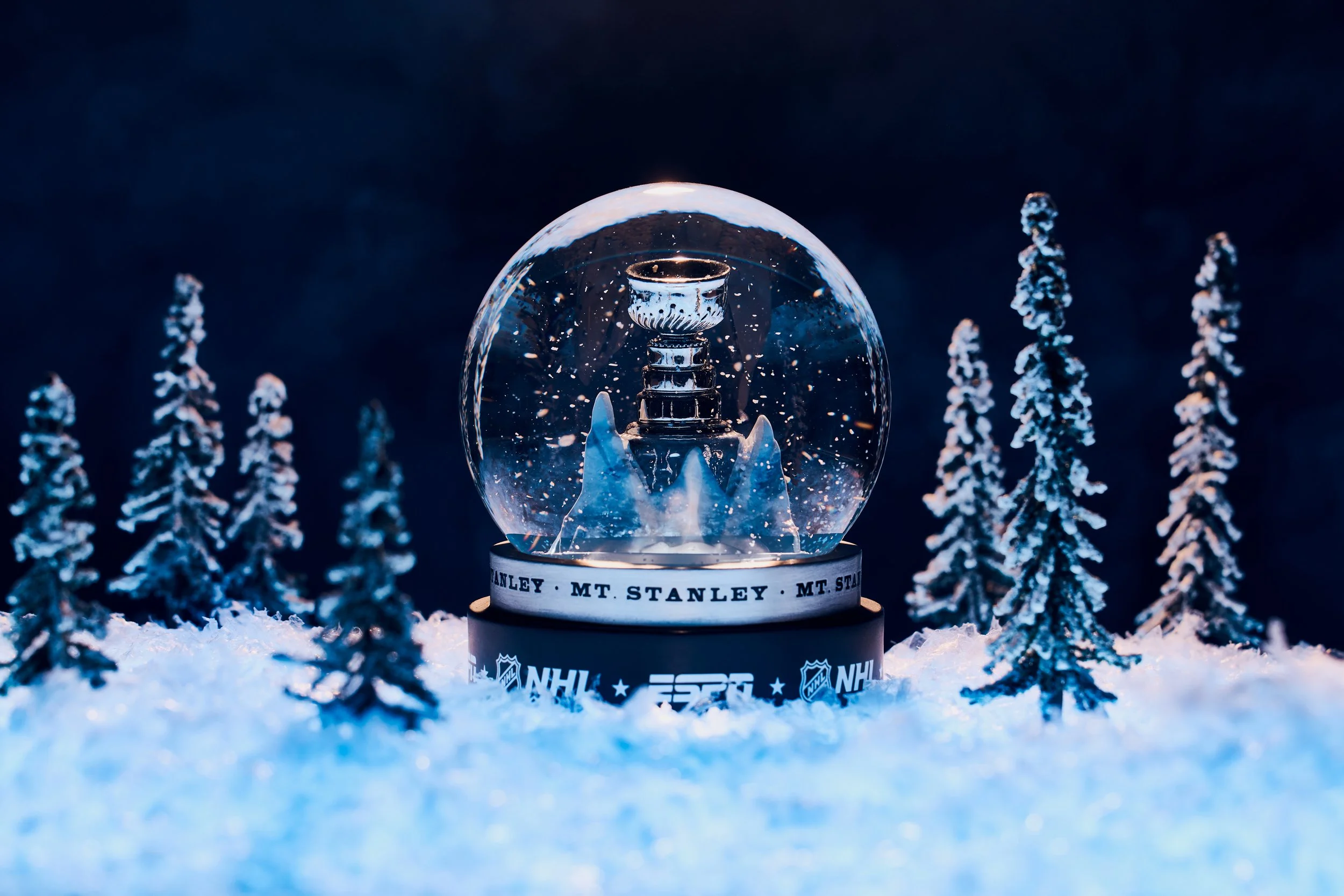 20260706_ESPN_Snowglobe_0709_r01.jpg