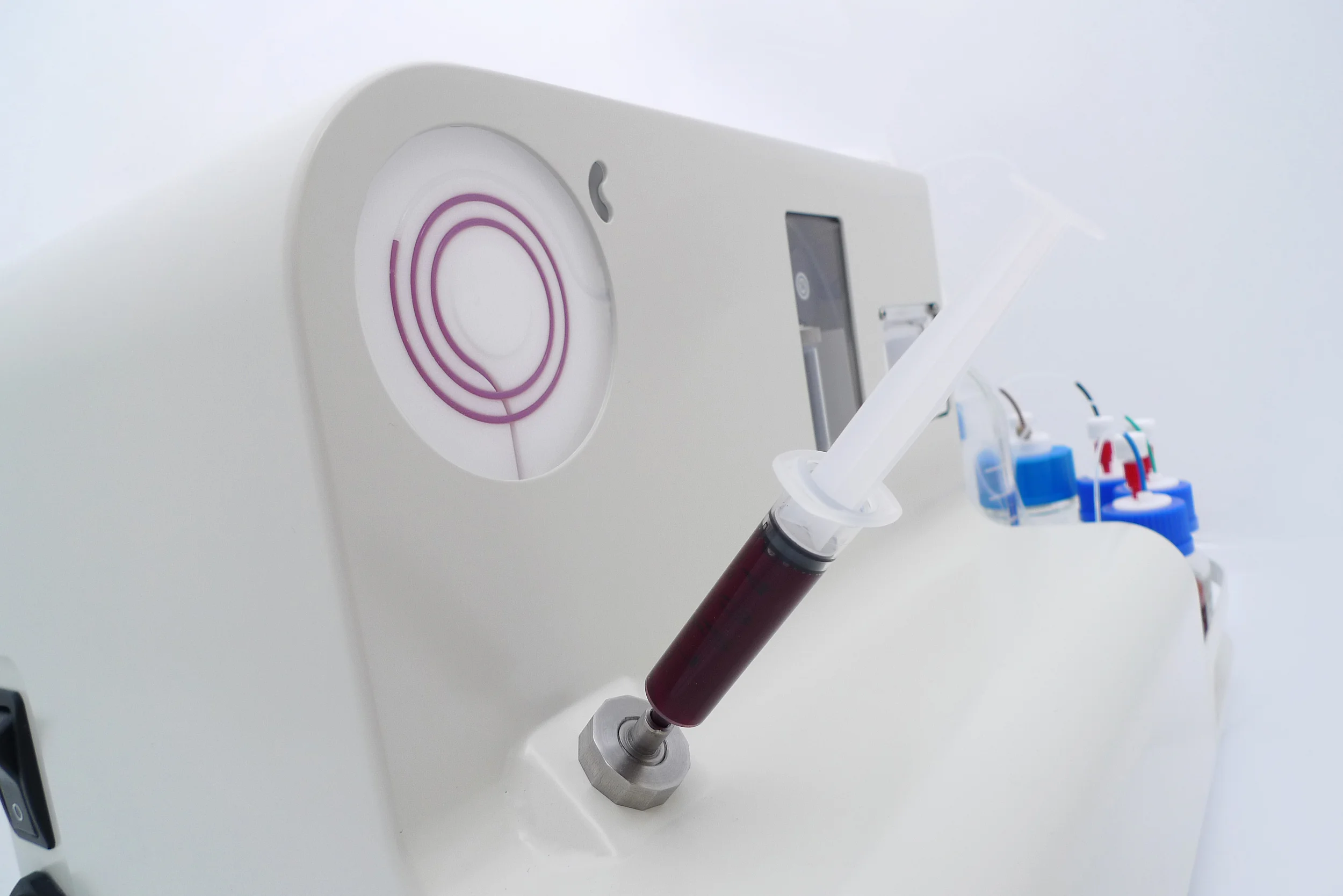 syringe close up 2.jpg