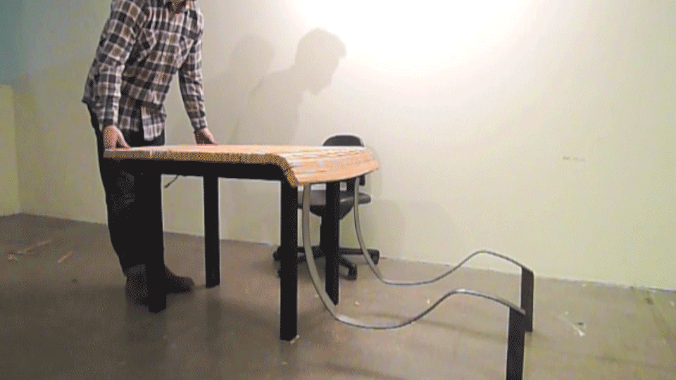 final-cut-and-reverse-play-table-chair.gif