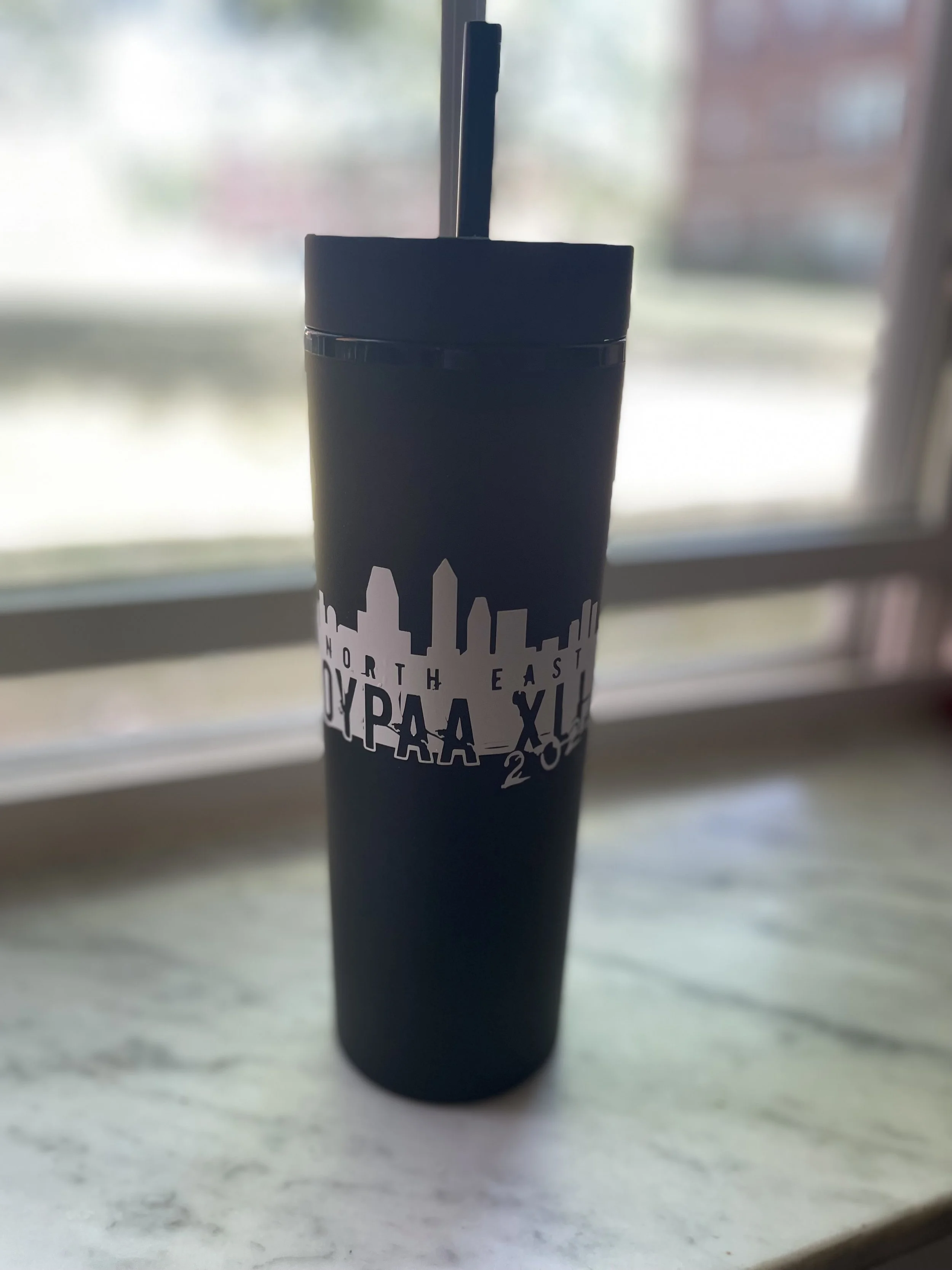 OYPAA41-tumbler-windowsill.jpg