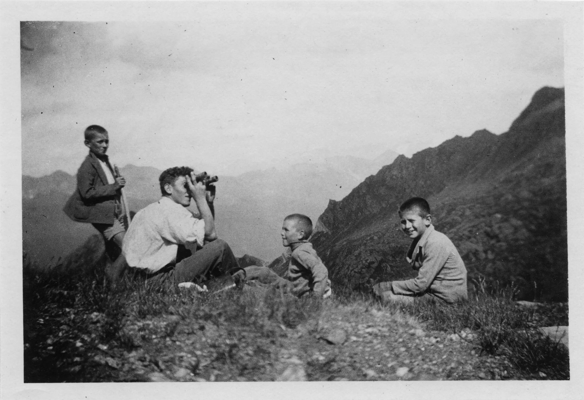 Exploring in the past. (Verzasca Foto Archivio Storico)